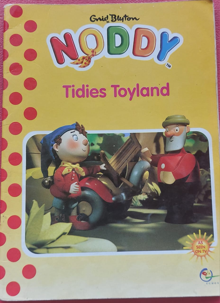 Noddy tidies toyland