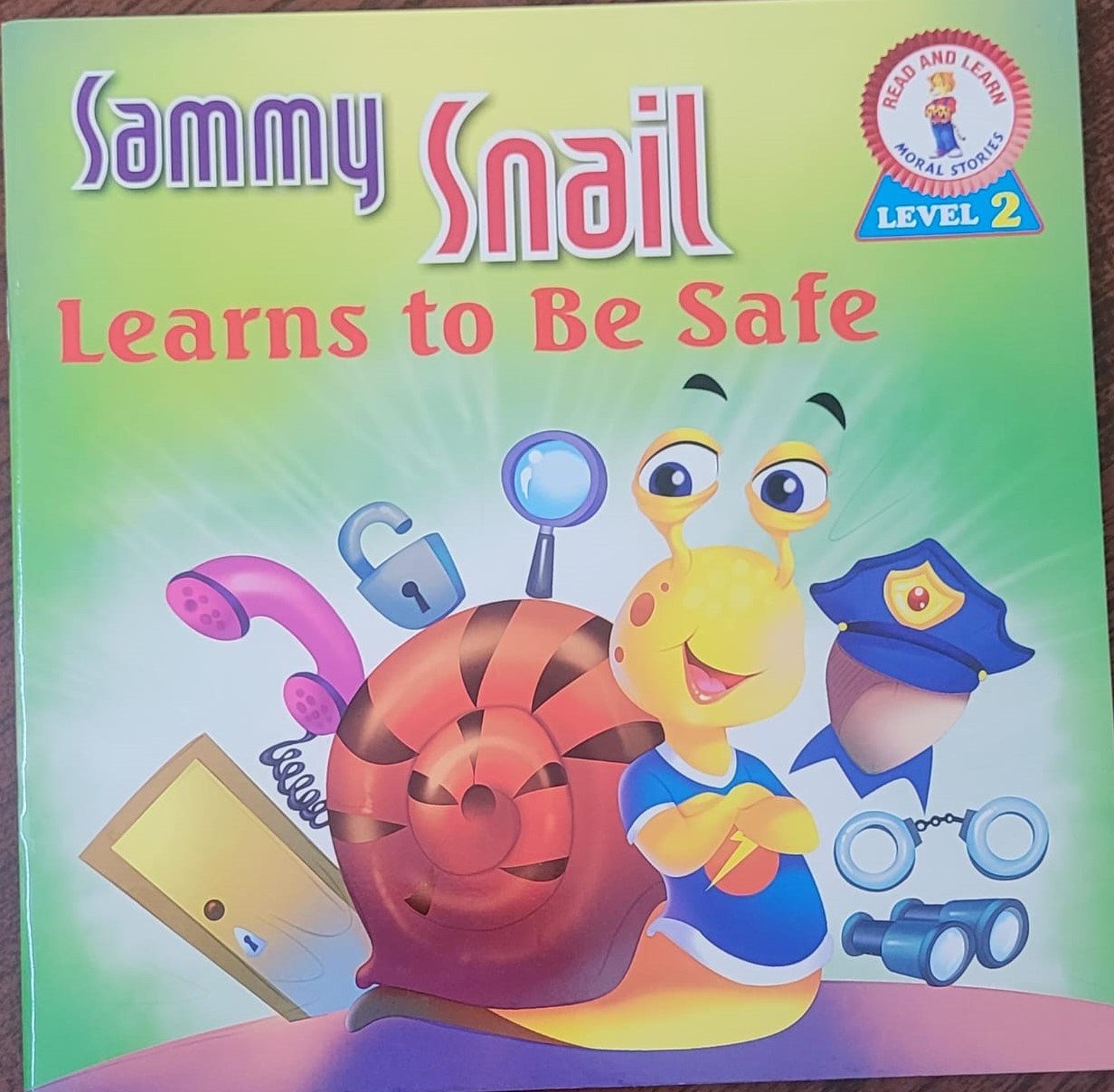 Sammy snail – Learns to be safe